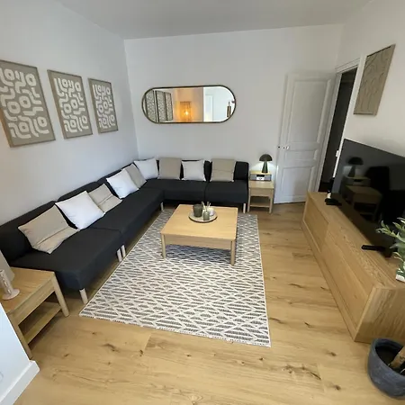 בית נופש Le Hector קרקסון